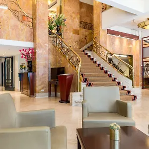 4* Отель Nh Atlanta